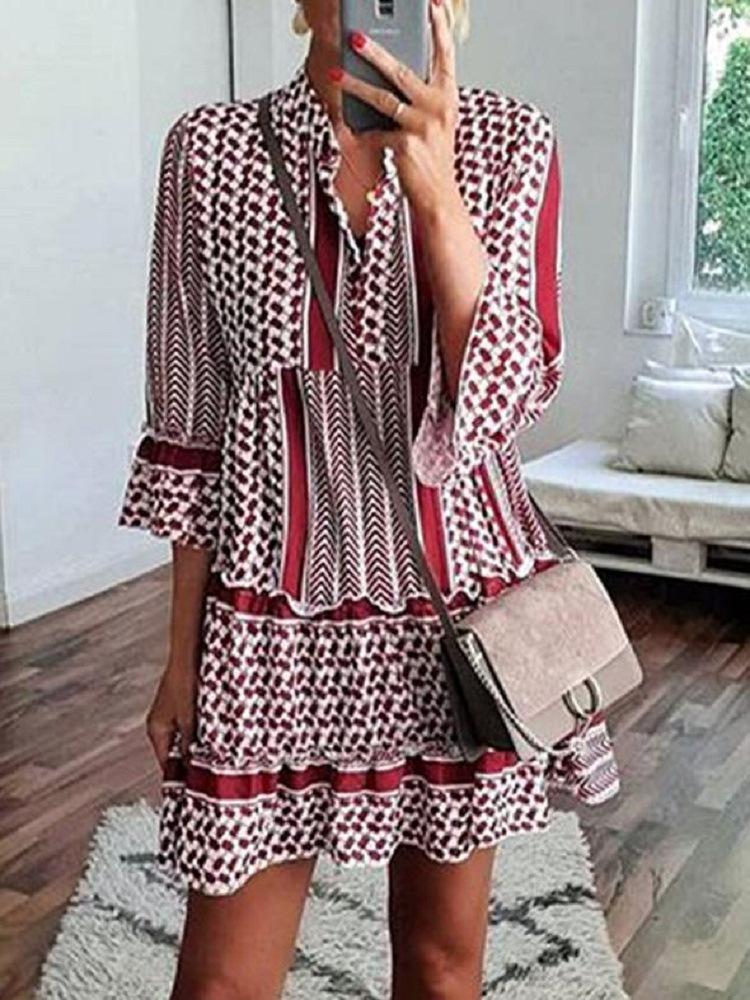 Women 3/4 Sleeve V-neck Floral Print Mini Dress