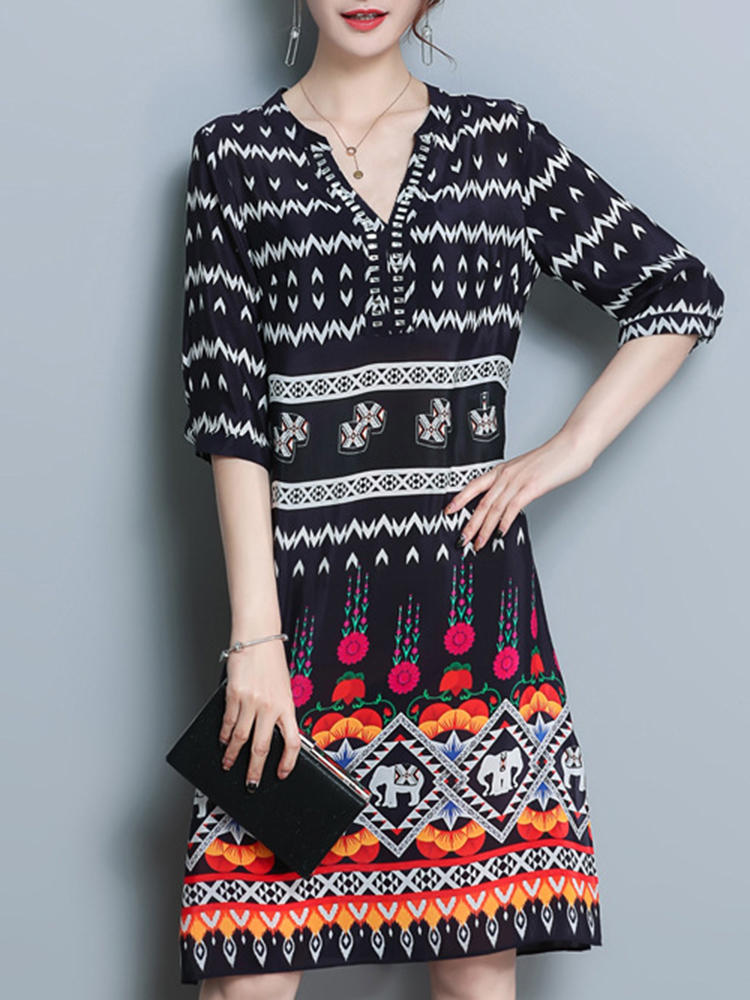 Elegant Floral Print V-neck 3/4 Sleeve A-Line Dress
